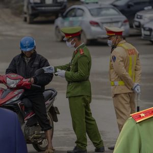 Vì sao công an bị dân ghét?